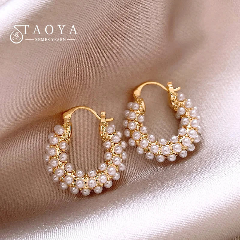 Women's Jewelry Design With Gold Color U-shaped Pearl Earrings
