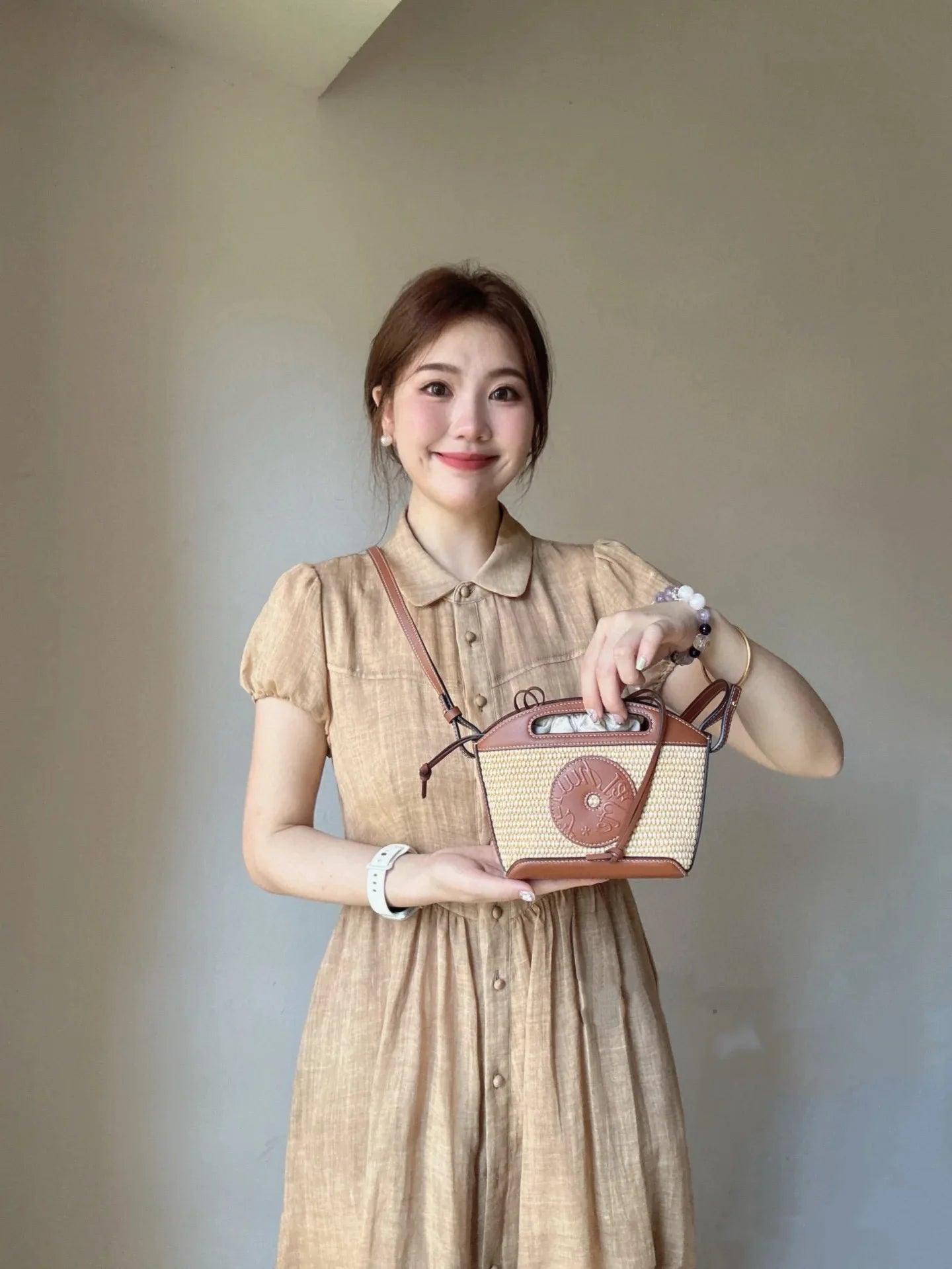 Summer elegant fitted solid color short sleeve dress