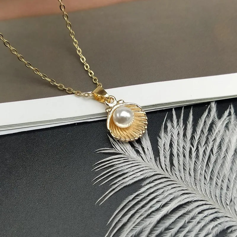 Pearl Pendant Necklace For Women