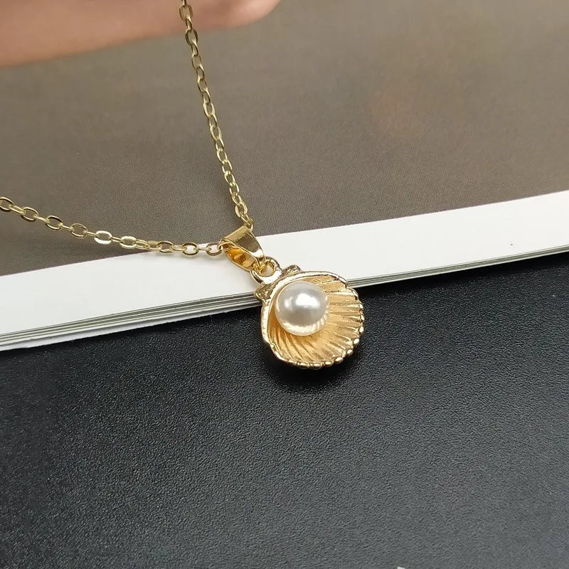 Pearl Pendant Necklace For Women
