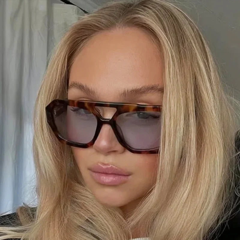 Fashion Sunglasses Luxury Designer Colored Lenses Sun Shade Glasses for Women Vintage UV400 Brand Sun Glasses