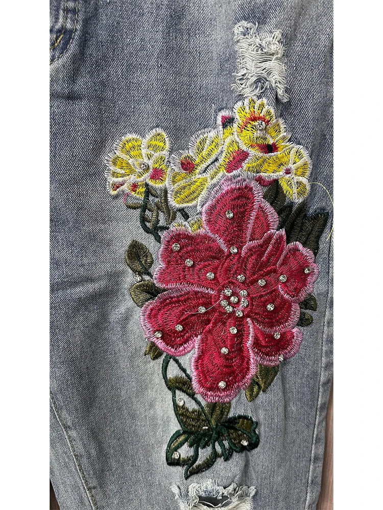 Women's Floral Embroidery Jeans Hollow Out Ripped Pearl Decor Y2K Vintage Mori Girl Denim Trousers Retro Pencil Jeans 2024