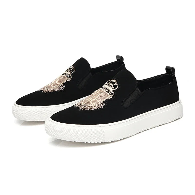 Brand New Men Casual Shoes Black Suede Leather Man Party Luxury Embroidery Flat Shoes Tide Slip-On Loafers