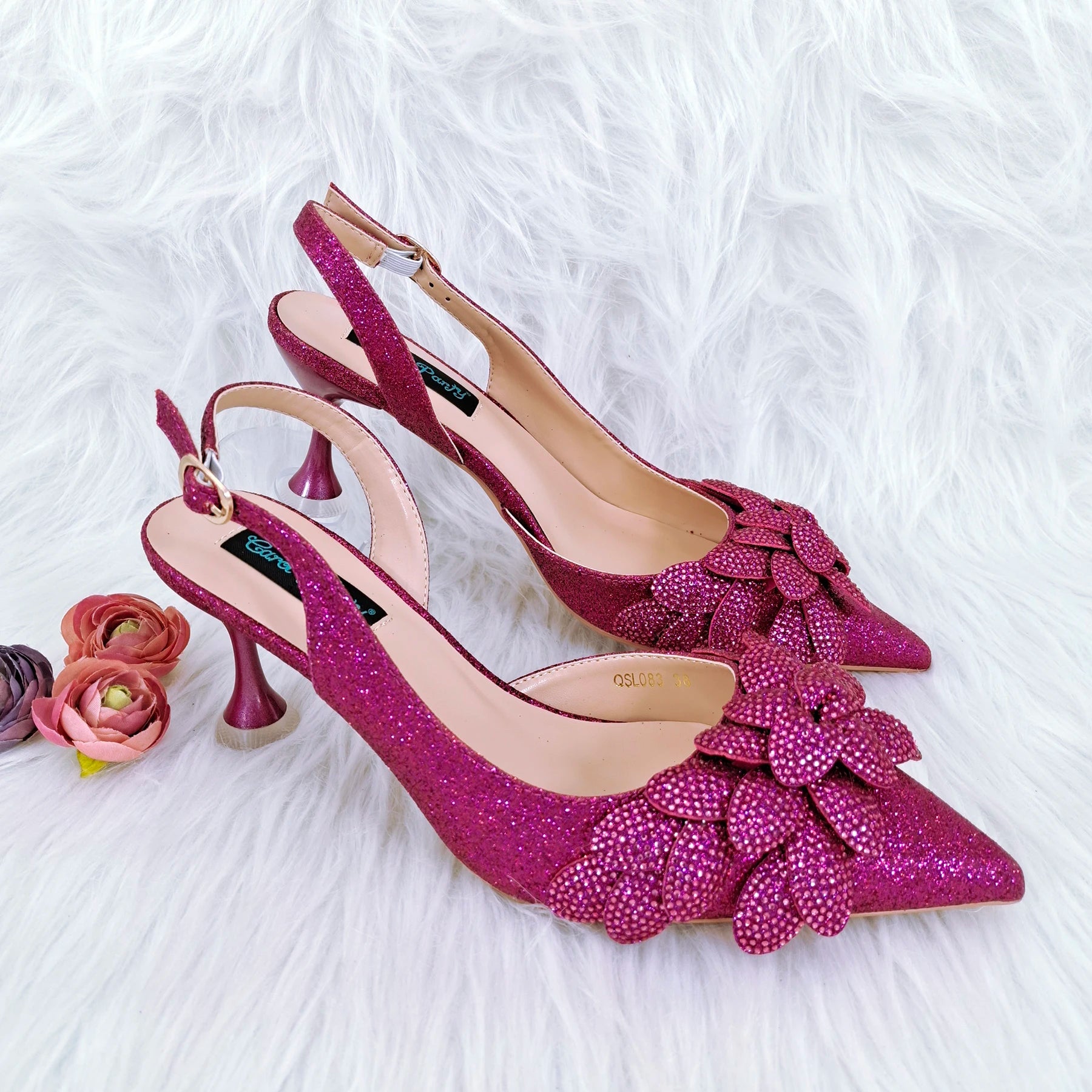 Handmade Garland Gag and Shoes Pointed Toe Pumps Crystal Handle Clutch