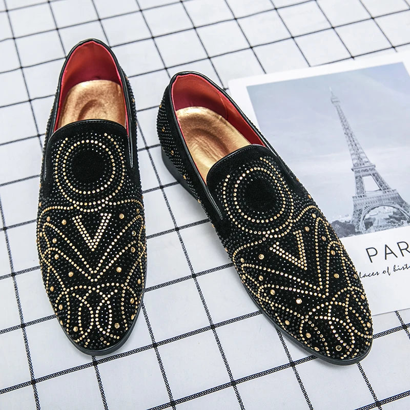 2024 new riveted rhine-drill pointed leather shoes male hair stylist fashion shoes a slip-on lazy casual men's shoes