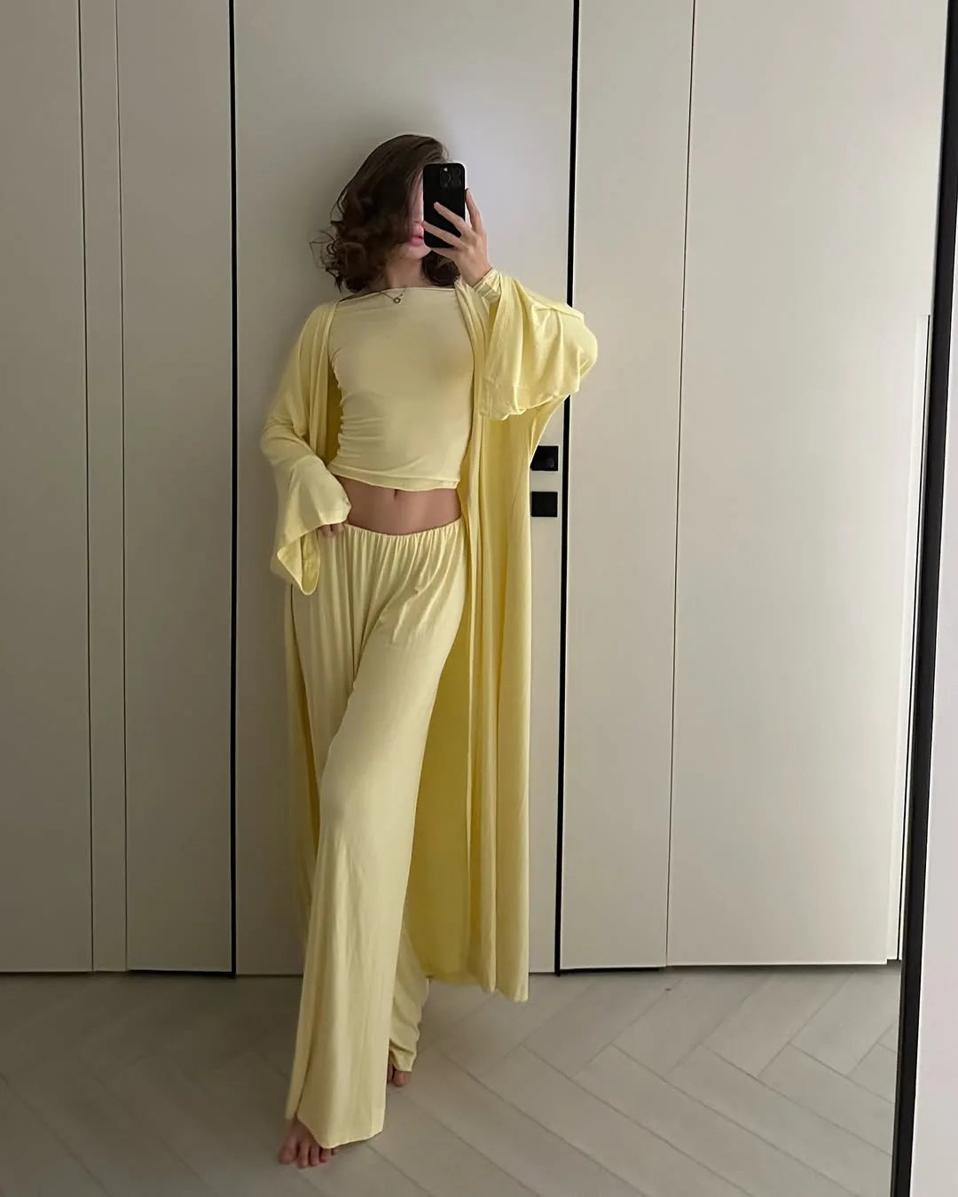 Elegant Solid Pants Set For Women