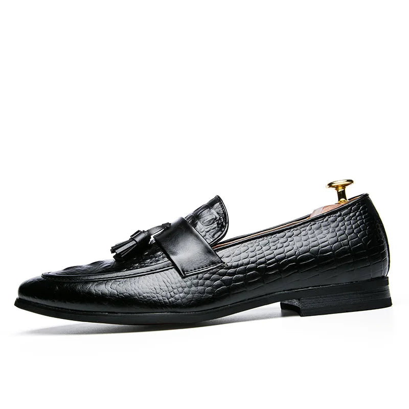 Men Casual Leather Shoes Brand Moccasin Oxfords Driving Shoes Men Loafers Moccasins Dress Shoes For Men New Italian Tassel Shoes