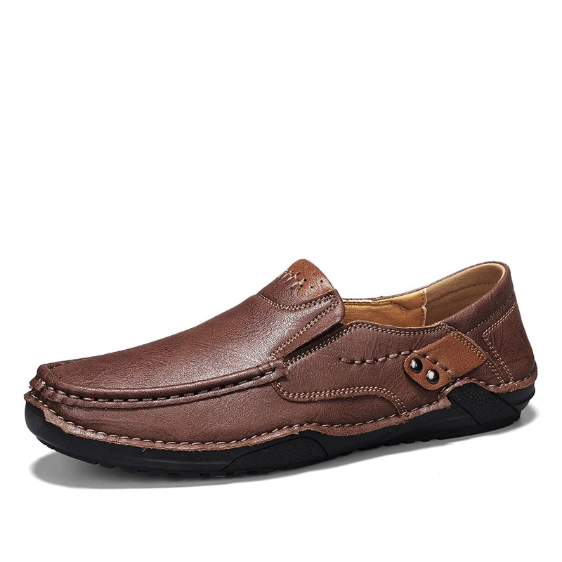 2025 Autumn New Men's Casual Handmade Loaf Leather Shoes Slip-On Lazy Business Casual Soft Leather Soft Sole Beanie Shoes Dad Men's Shoes Driving Shoes