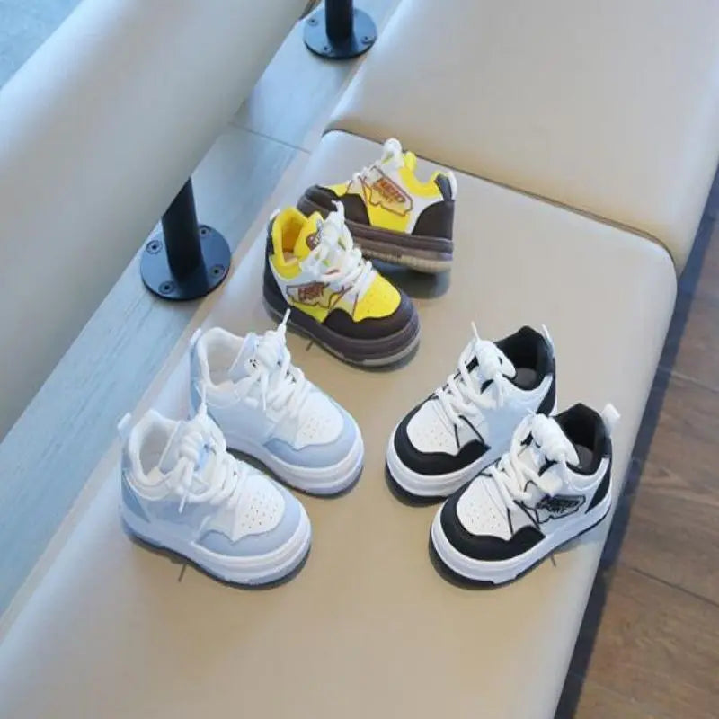 Children's Sports Shoes 2025 Autumn Boys' Casual Board Shoes New High Top Girls' White Shoes Soft Soled Baby Shoes