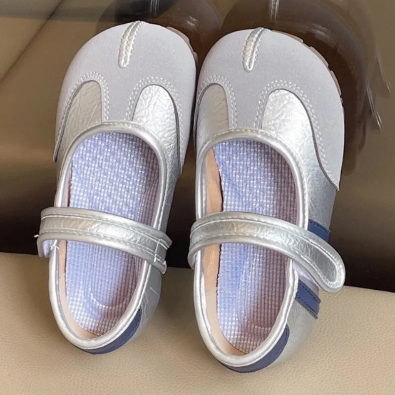 2025 New Children's Flats Simple Leather Shoes Versatile Kids Causal Fashion Shoes Vintage Trendy Girls Contrasting Bean Shoes