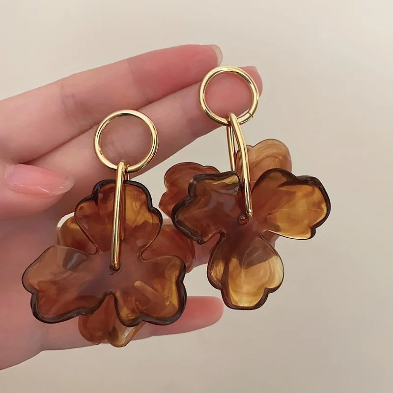 Vintage Irregular Metal Petals Earrings