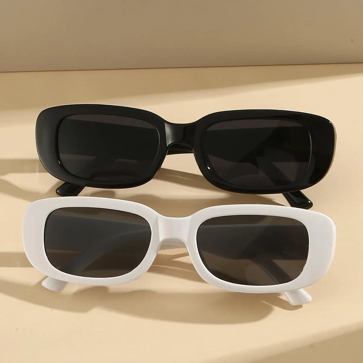 3/pcs 2pcs/set Women's Black White Plastic Frame Square Beach shade Fashionable glasses
