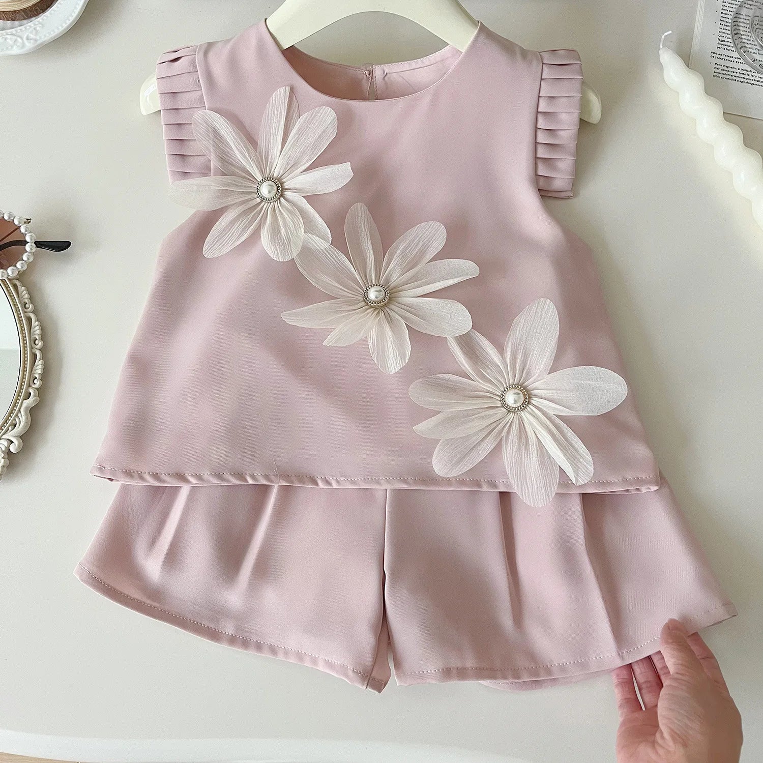 Girls Three Flowers Short Sleeve Tshirt+Shorts