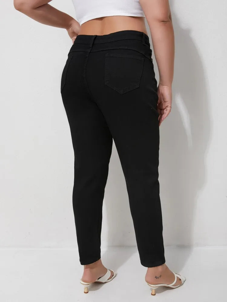 Plus Size Black Jeans Mid rise Ankle length Women's Denim Trousers Classic Design Fashion Staple