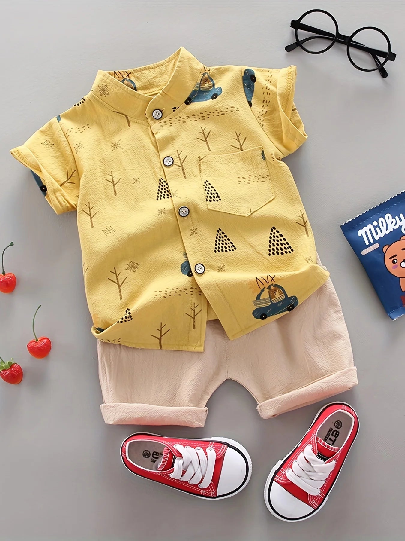 Infant and toddler short sleeved shorts set