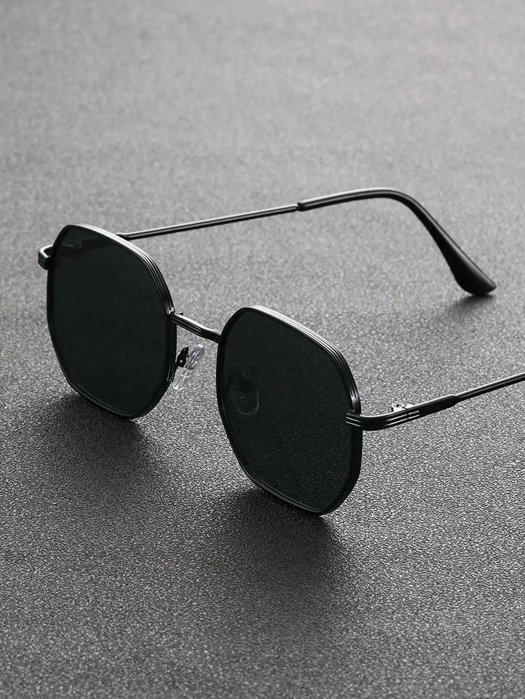 1/2 PCS Unisex Geometric Metal Frame Temperament Fashion Glasses For Outdoor Travel Driving Daily Life Accessories