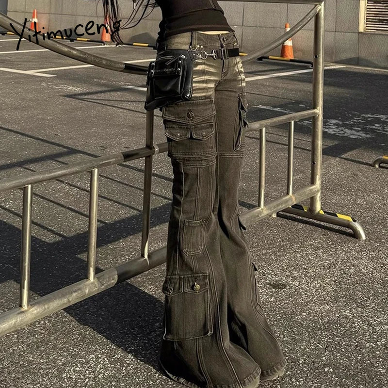 Yitimuceng American Retro Low Waist Denim Cargo Pants Women Washed Distressed Multi-pocket Flare Jeans Y2k Spice Girl Streetwear
