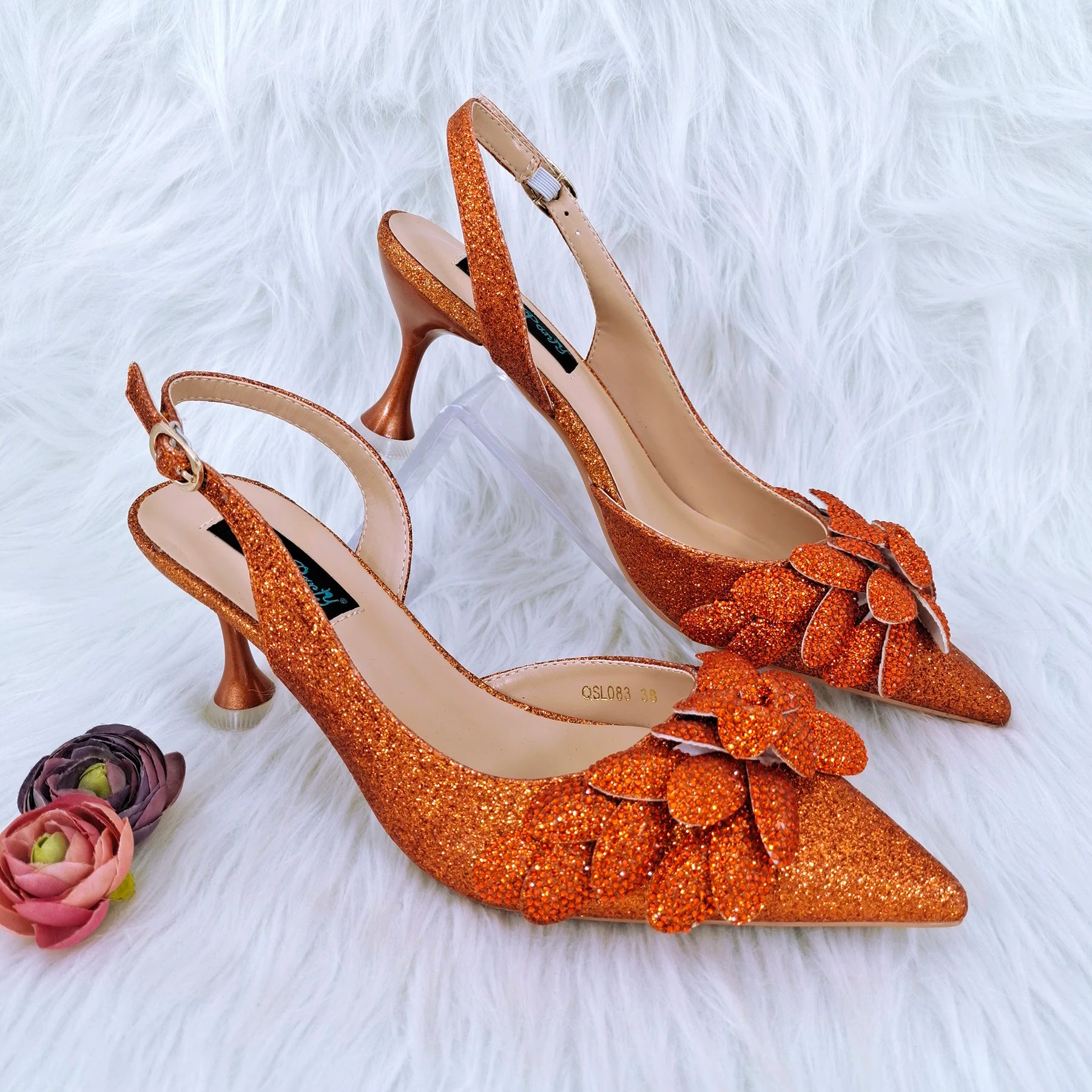 Handmade Garland Gag and Shoes Pointed Toe Pumps Crystal Handle Clutch