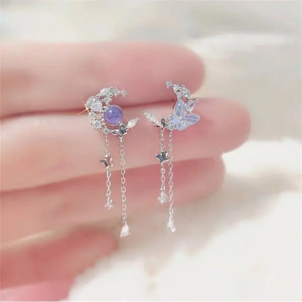 Pearl Moon Asymmetric Water Drop Earrings For Women