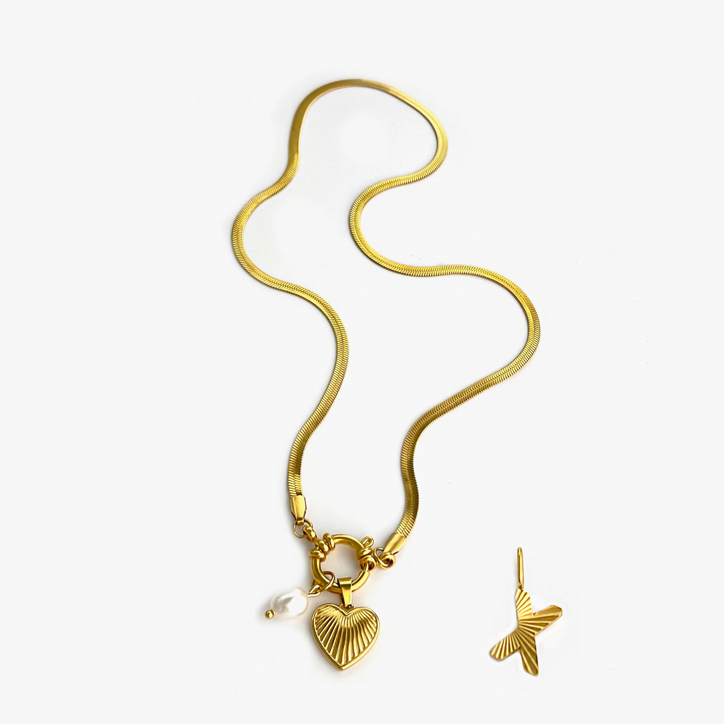 Minimalist Starfish Stripe Conch Scallop Shaped Pendant Necklace for Women