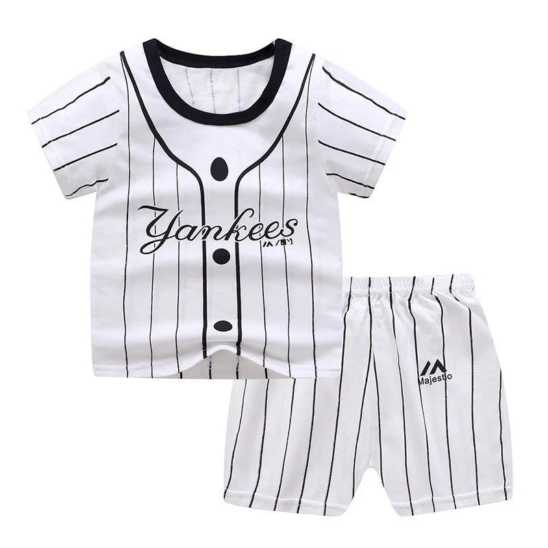 Winnie Pooh Cute Children Tracksuit