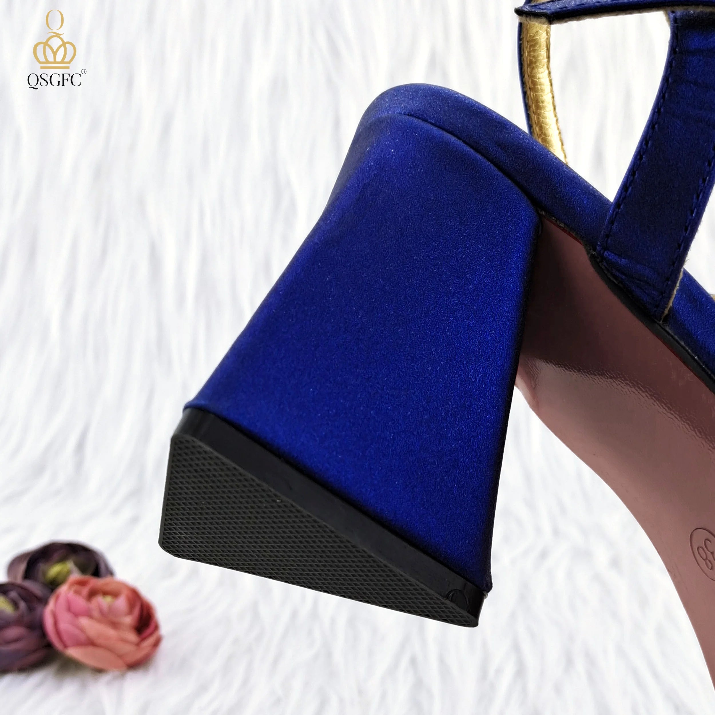 Royal Blue Noble Three-Dimensional Bag With Elegant High Heels