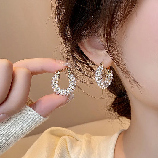 Women's Jewelry Design With Gold Color U-shaped Pearl Earrings