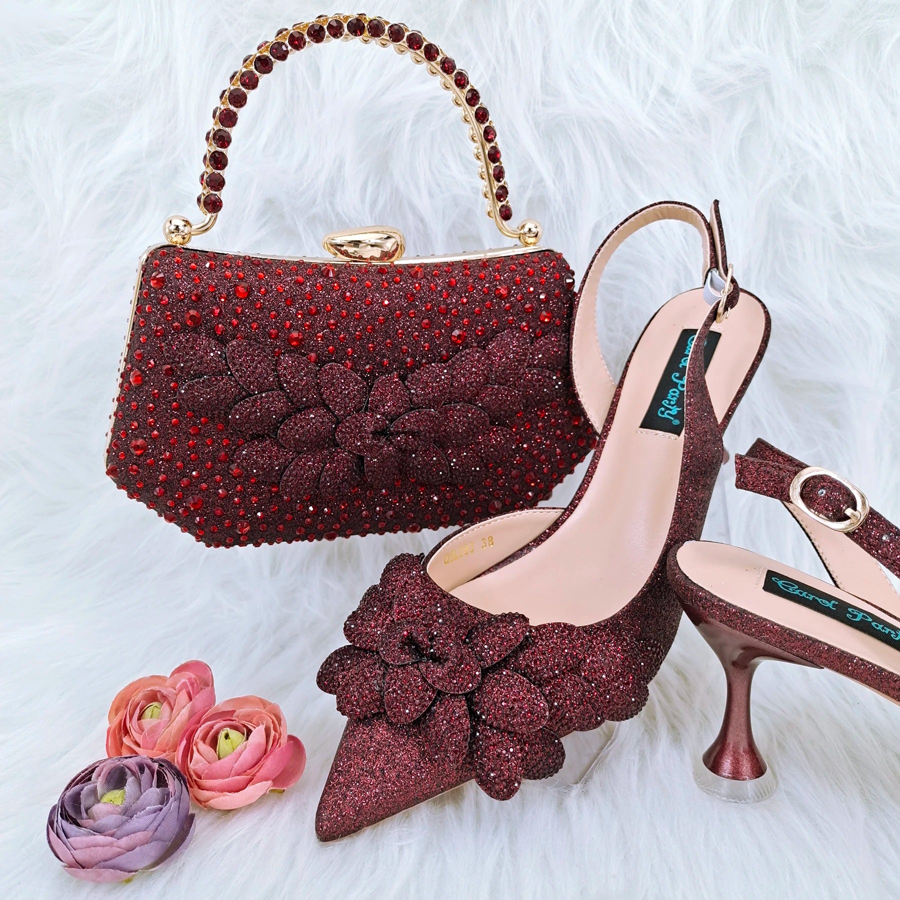 Handmade Garland Gag and Shoes Pointed Toe Pumps Crystal Handle Clutch