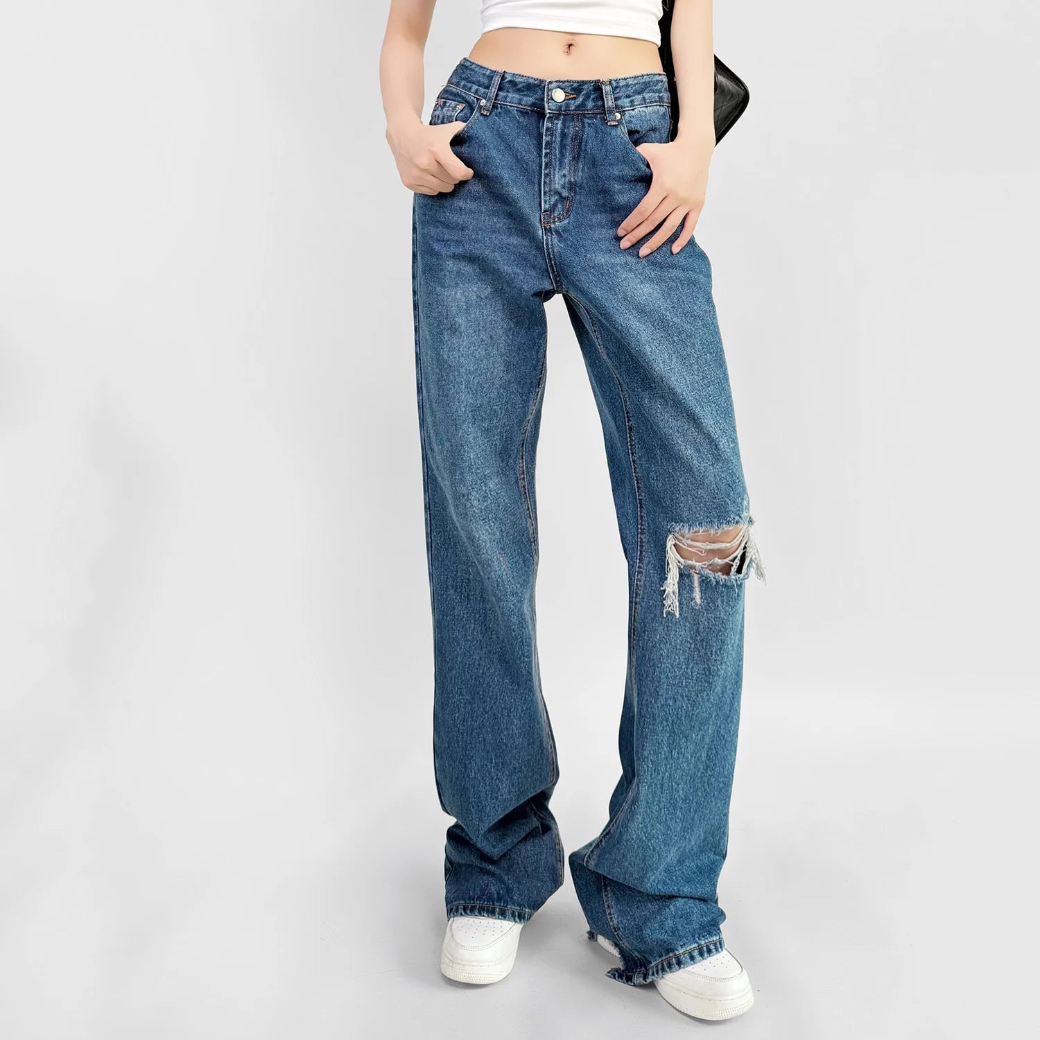 High‑Waist Straight‑Leg Distressed Jeans — Relaxed Fit with Knee Rip & Washed Finish