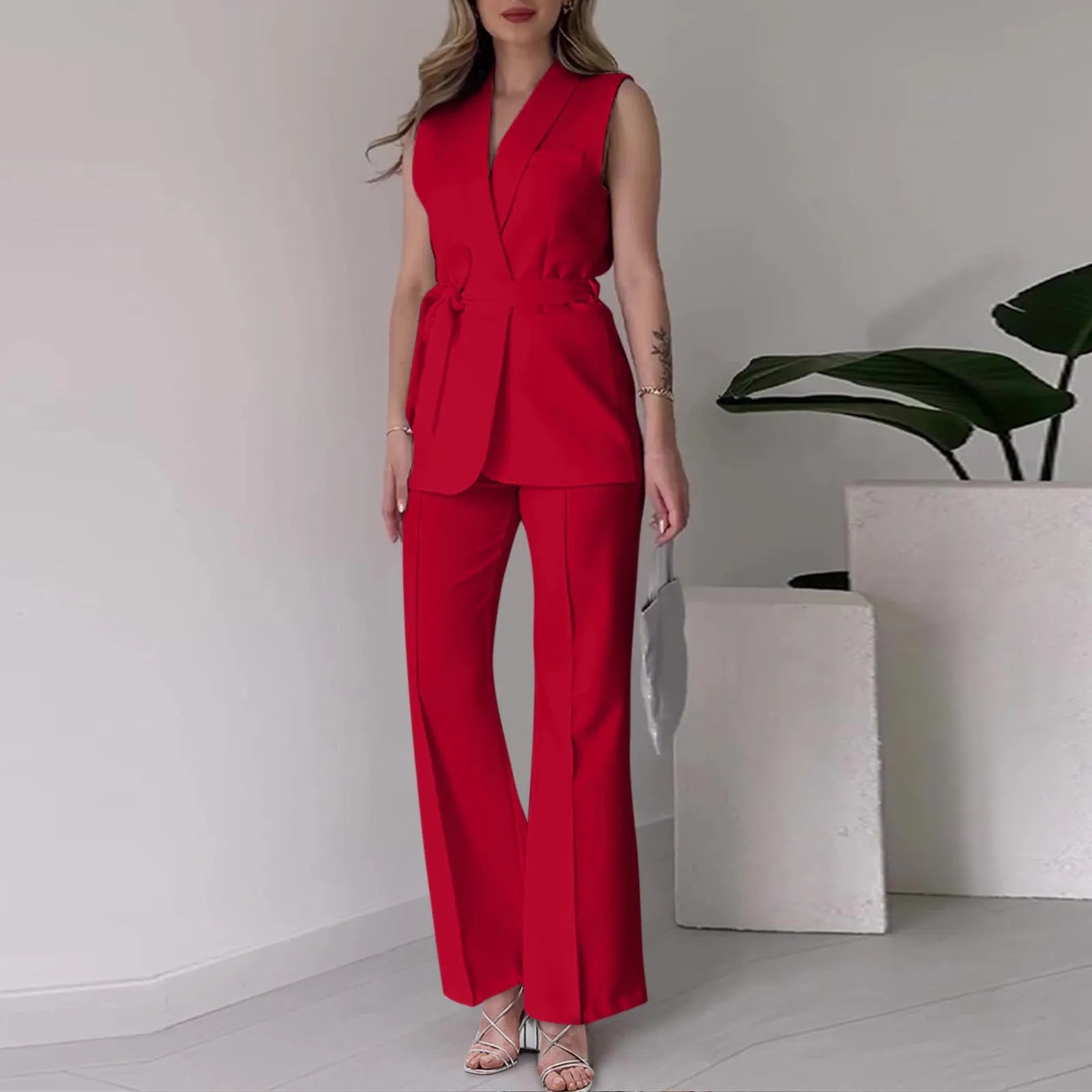 Women's Set Button-Detail Vest