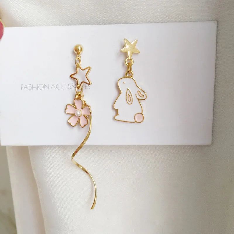 Pearl Moon Asymmetric Water Drop Earrings For Women