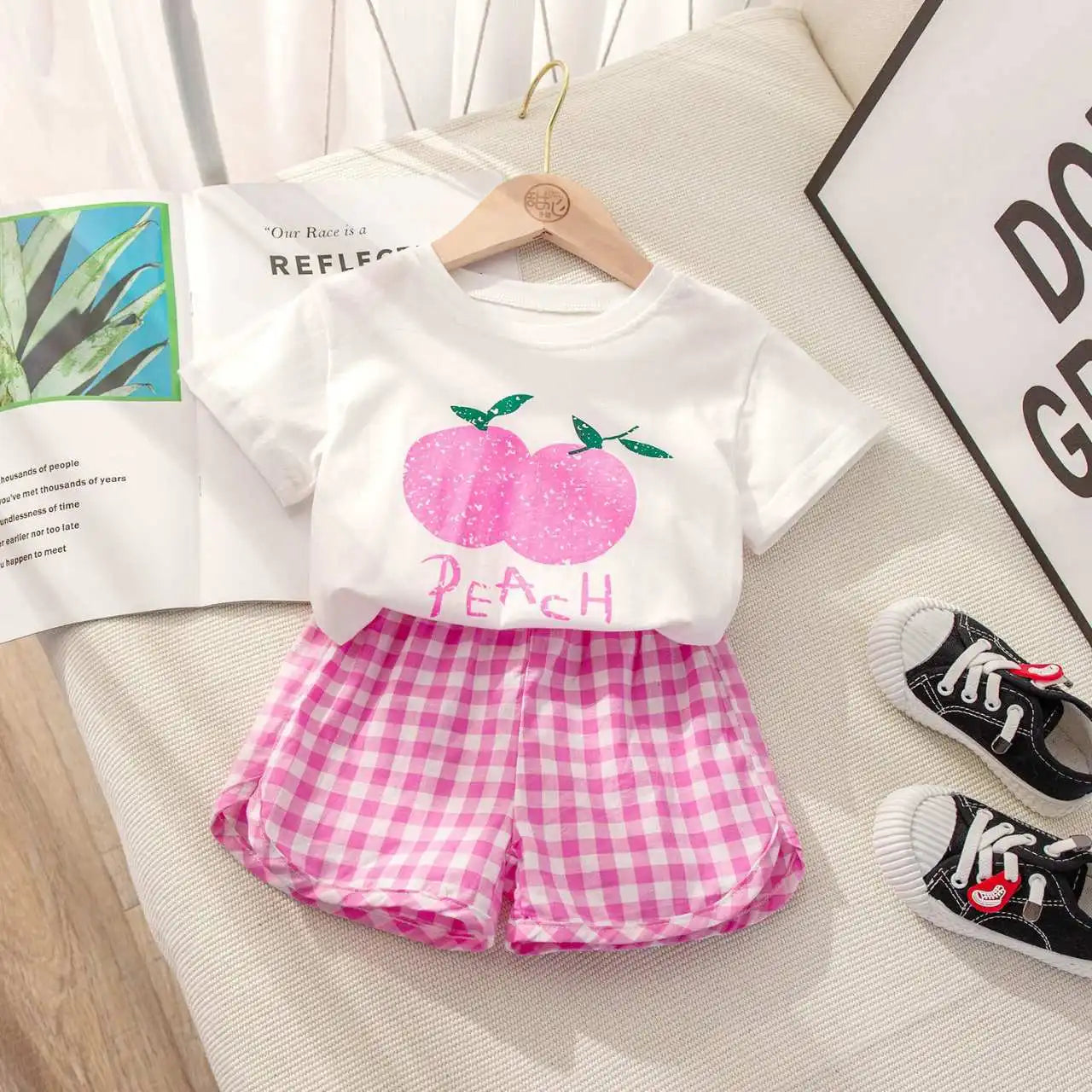 Children's Short-sleeved Round Neck Top+Shorts
