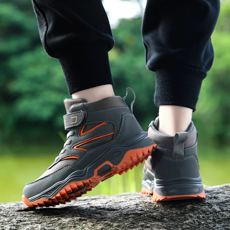 Children Casual Luminous Shoes For Boys Breathable Sneaker Winter Warm Plush Kids Hook&Loop Non-slipl Hiking Sports Shoes