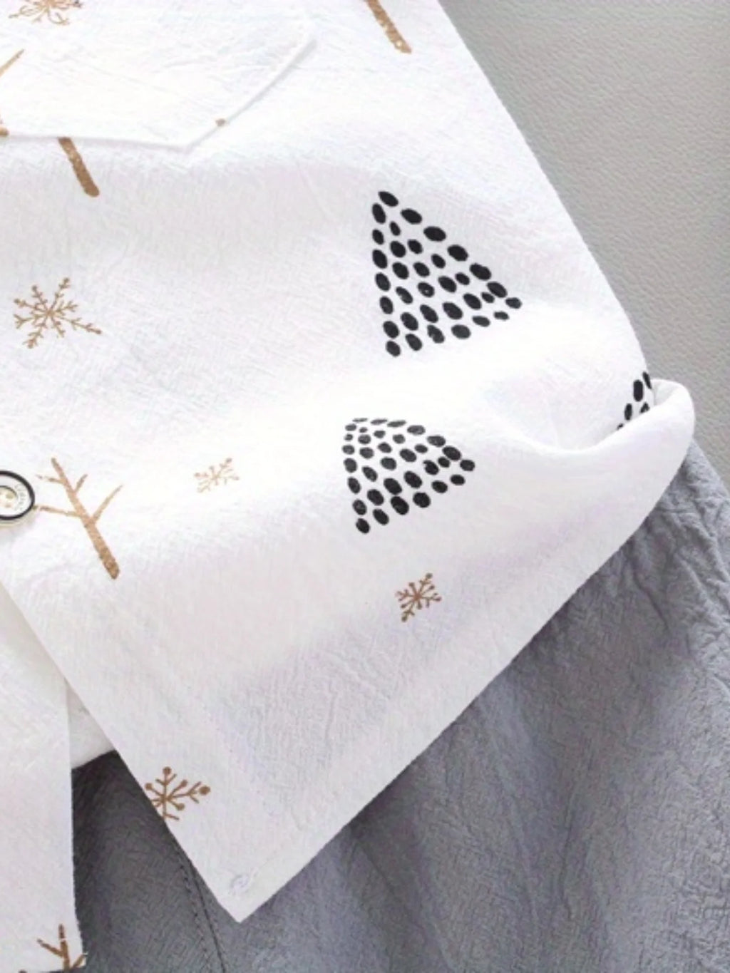 Infant and toddler short sleeved shorts set