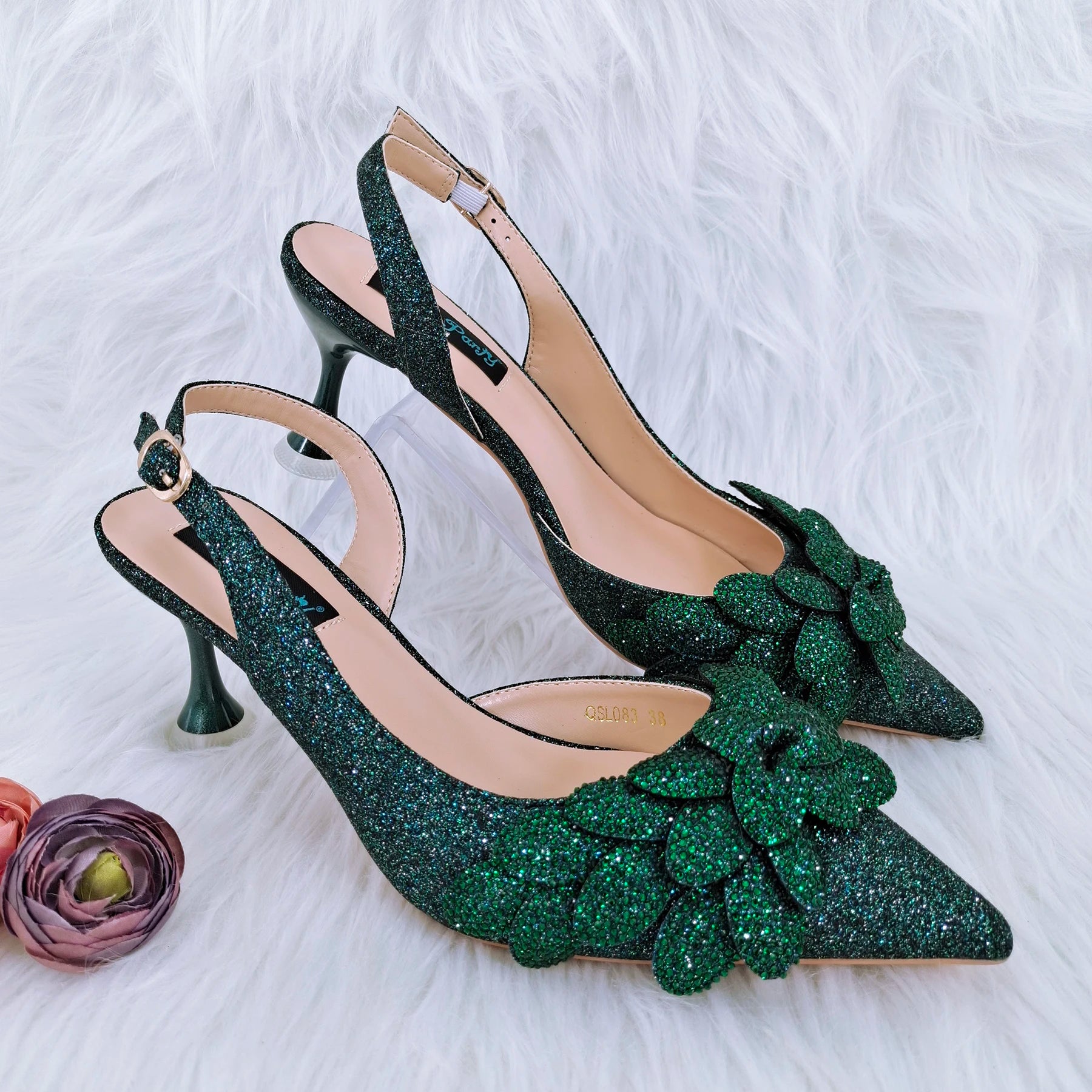 Handmade Garland Gag and Shoes Pointed Toe Pumps Crystal Handle Clutch