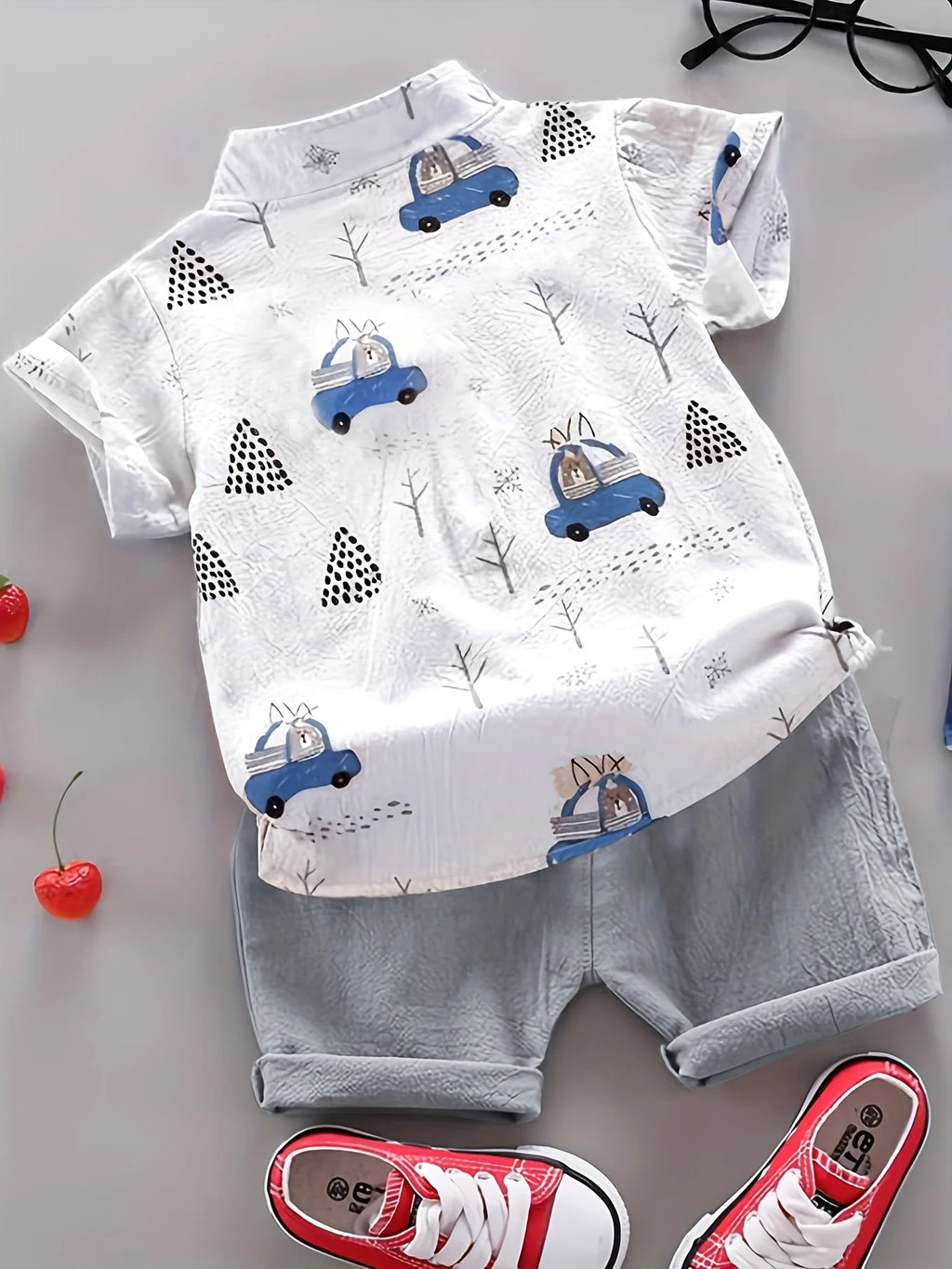 Infant and toddler short sleeved shorts set
