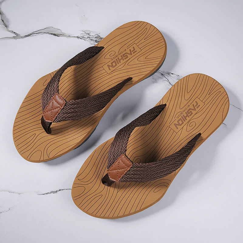2024 New Flip-flops Slippers Men's Summer Platform Sandals Men's Simple Casual Sandals Indoor and Outdoor Beach Shoes