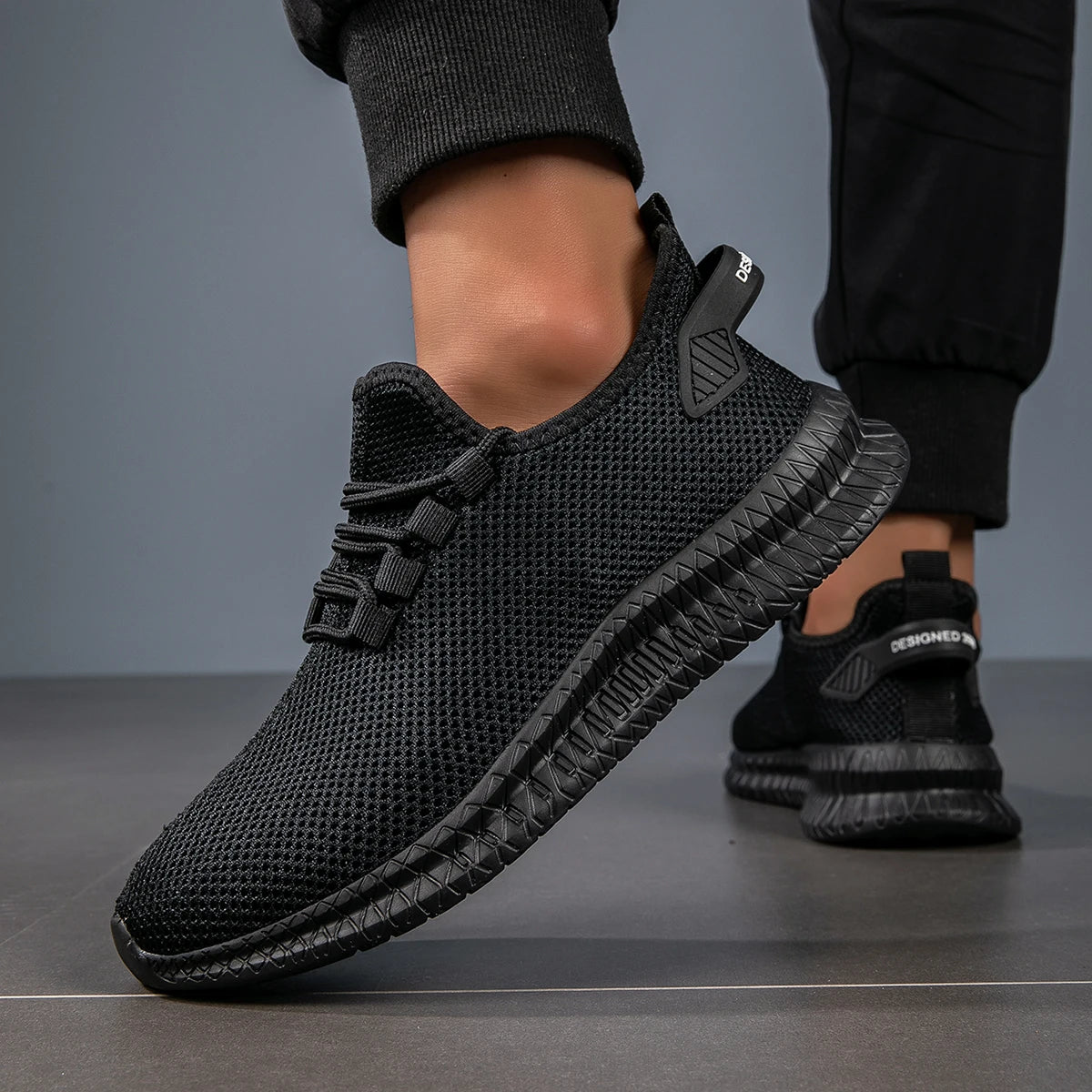 Casual Original Men's Sneakers Soft Sole Mesh Jogging Shoes