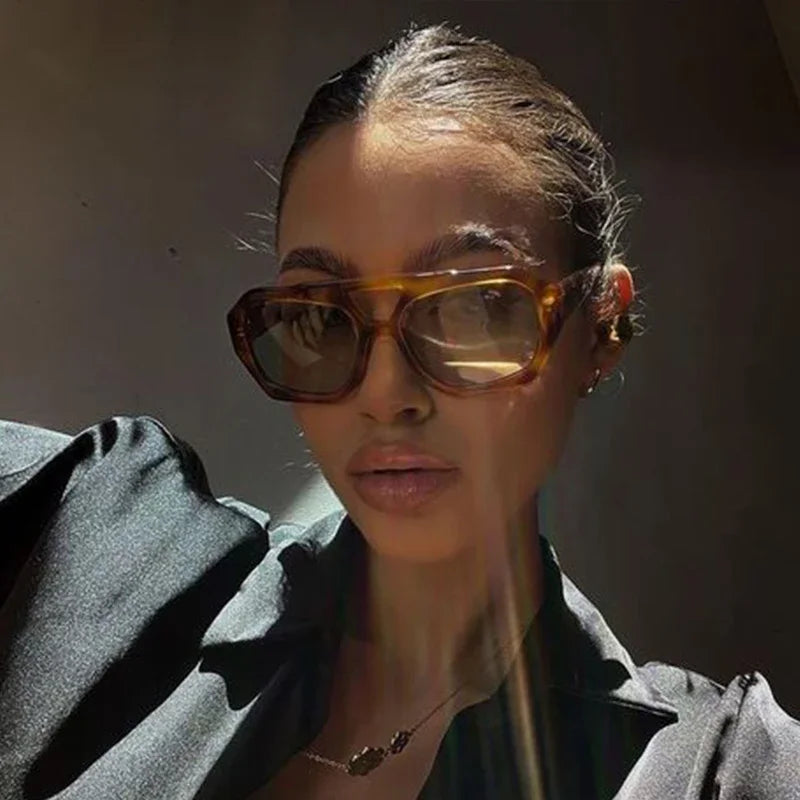 Fashion Sunglasses Luxury Designer Colored Lenses Sun Shade Glasses for Women Vintage UV400 Brand Sun Glasses