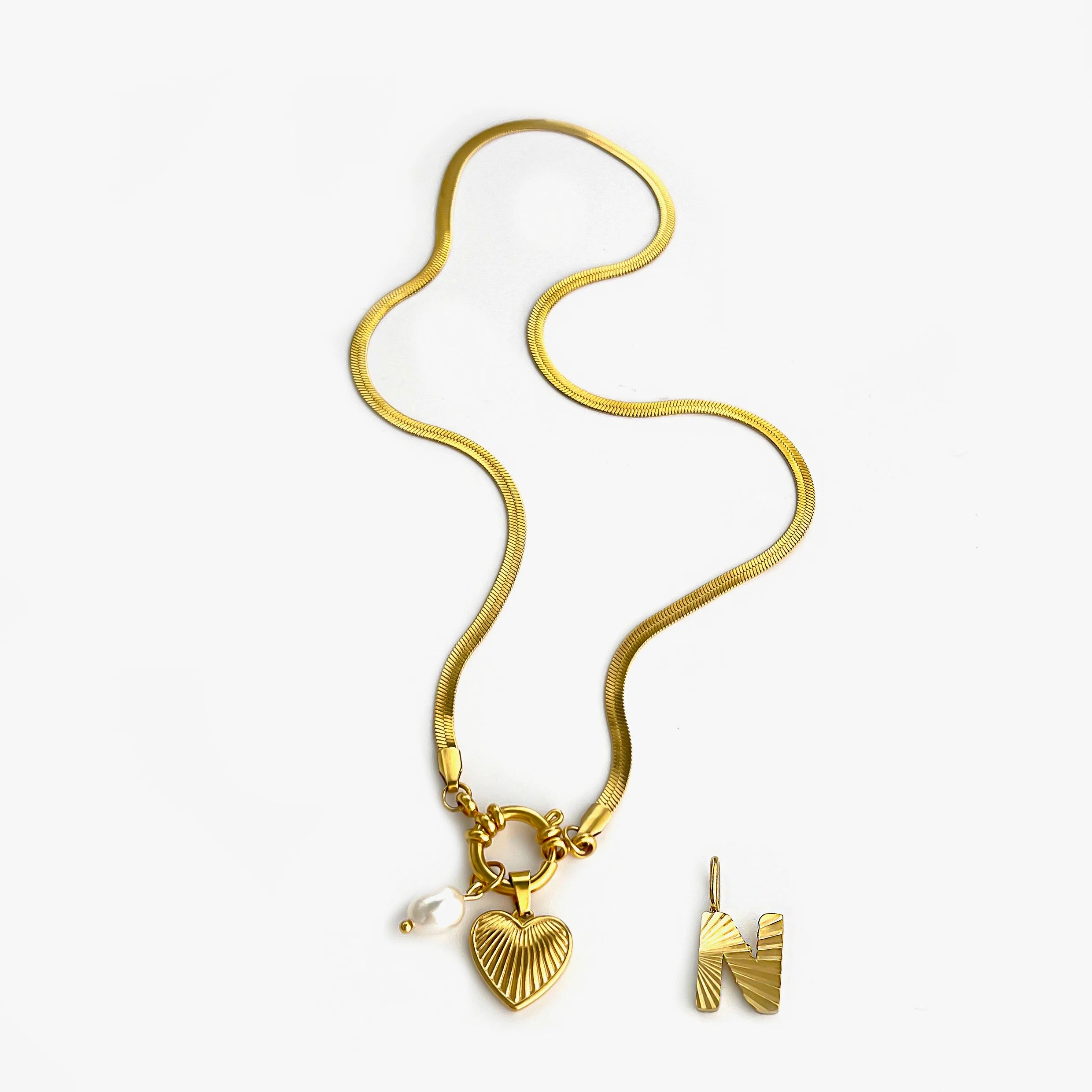 Minimalist Starfish Stripe Conch Scallop Shaped Pendant Necklace for Women
