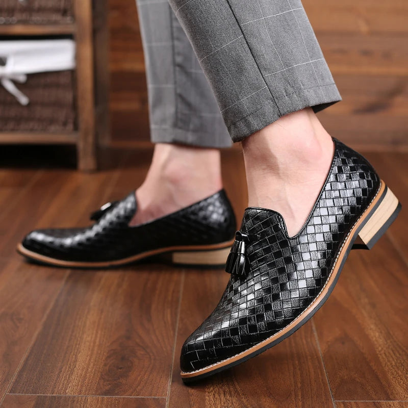 2024 Men's New Soft soled Shoes Fashion versatile formal shoes British style casual loafers Men's comfortable business footwear
