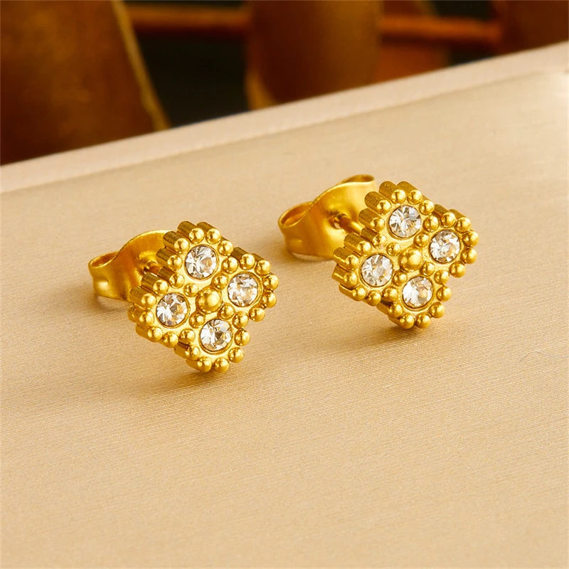 Stainless Steel Zircon Splicing Golden Flowers Necklace For Women
