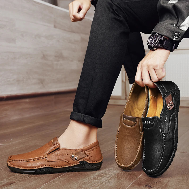 2025 Autumn New Men's Casual Handmade Loaf Leather Shoes Slip-On Lazy Business Casual Soft Leather Soft Sole Beanie Shoes Dad Men's Shoes Driving Shoes