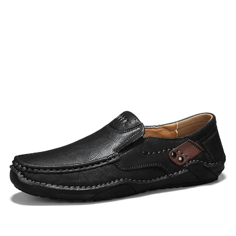 2025 Autumn New Men's Casual Handmade Loaf Leather Shoes Slip-On Lazy Business Casual Soft Leather Soft Sole Beanie Shoes Dad Men's Shoes Driving Shoes