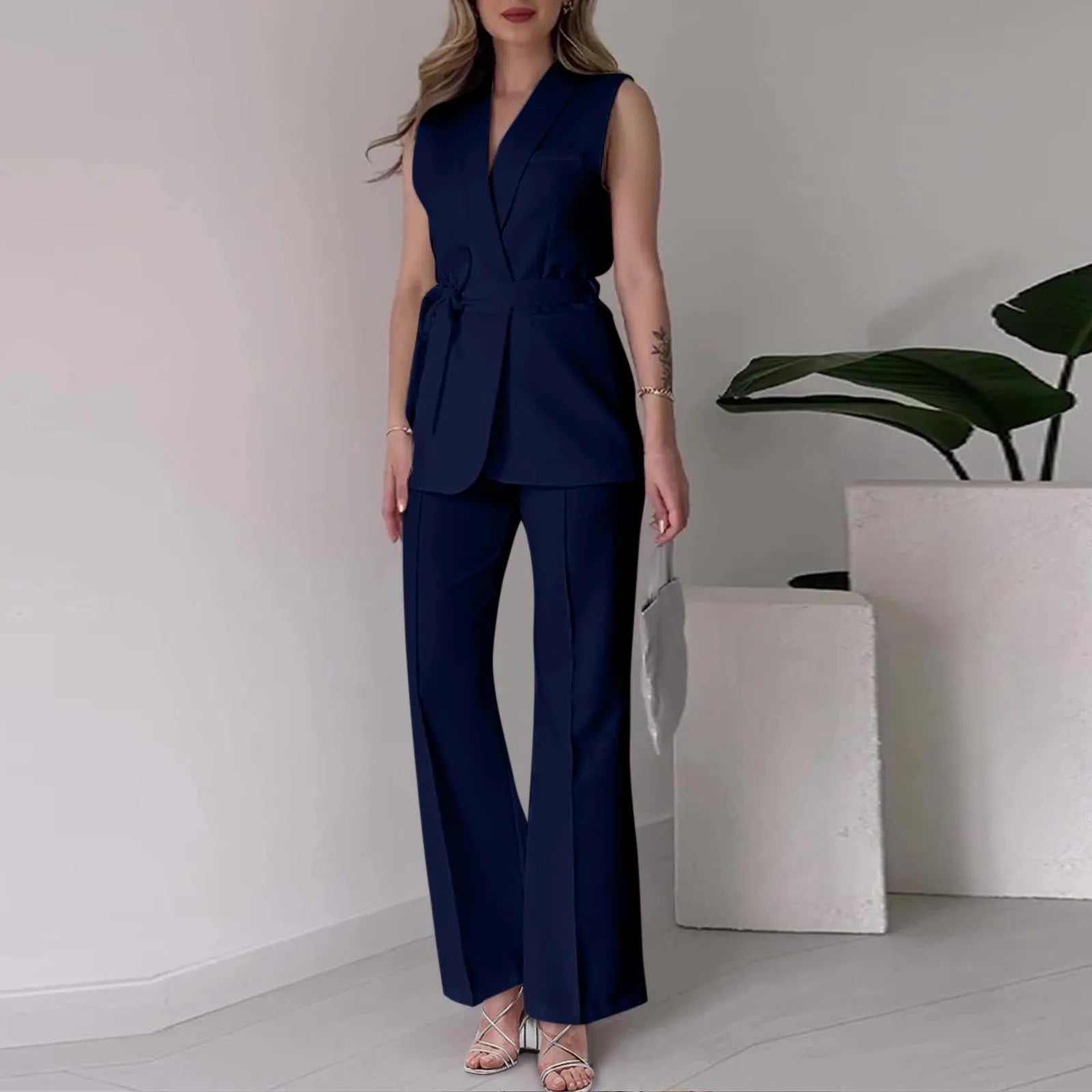 Women's Set Button-Detail Vest