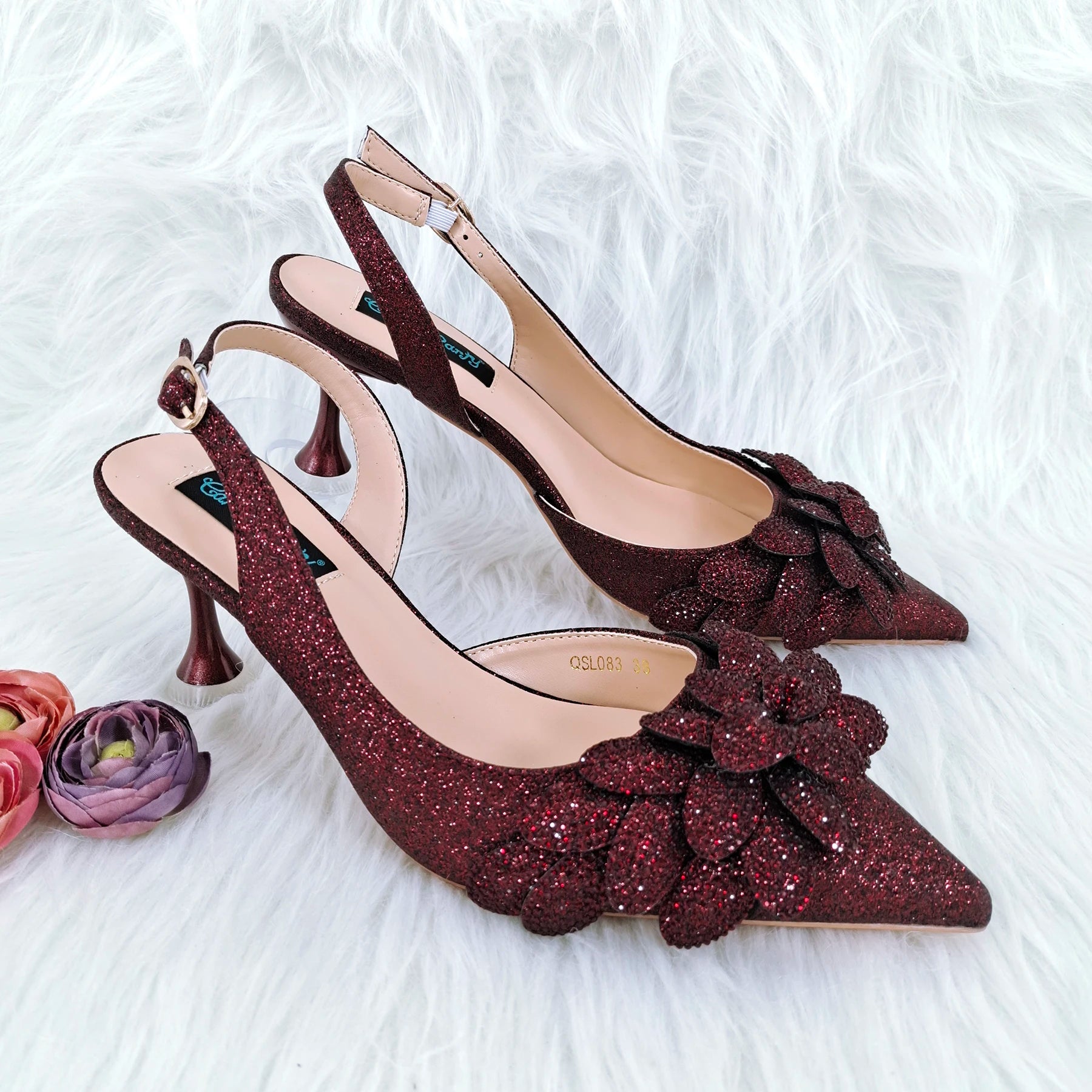Handmade Garland Gag and Shoes Pointed Toe Pumps Crystal Handle Clutch