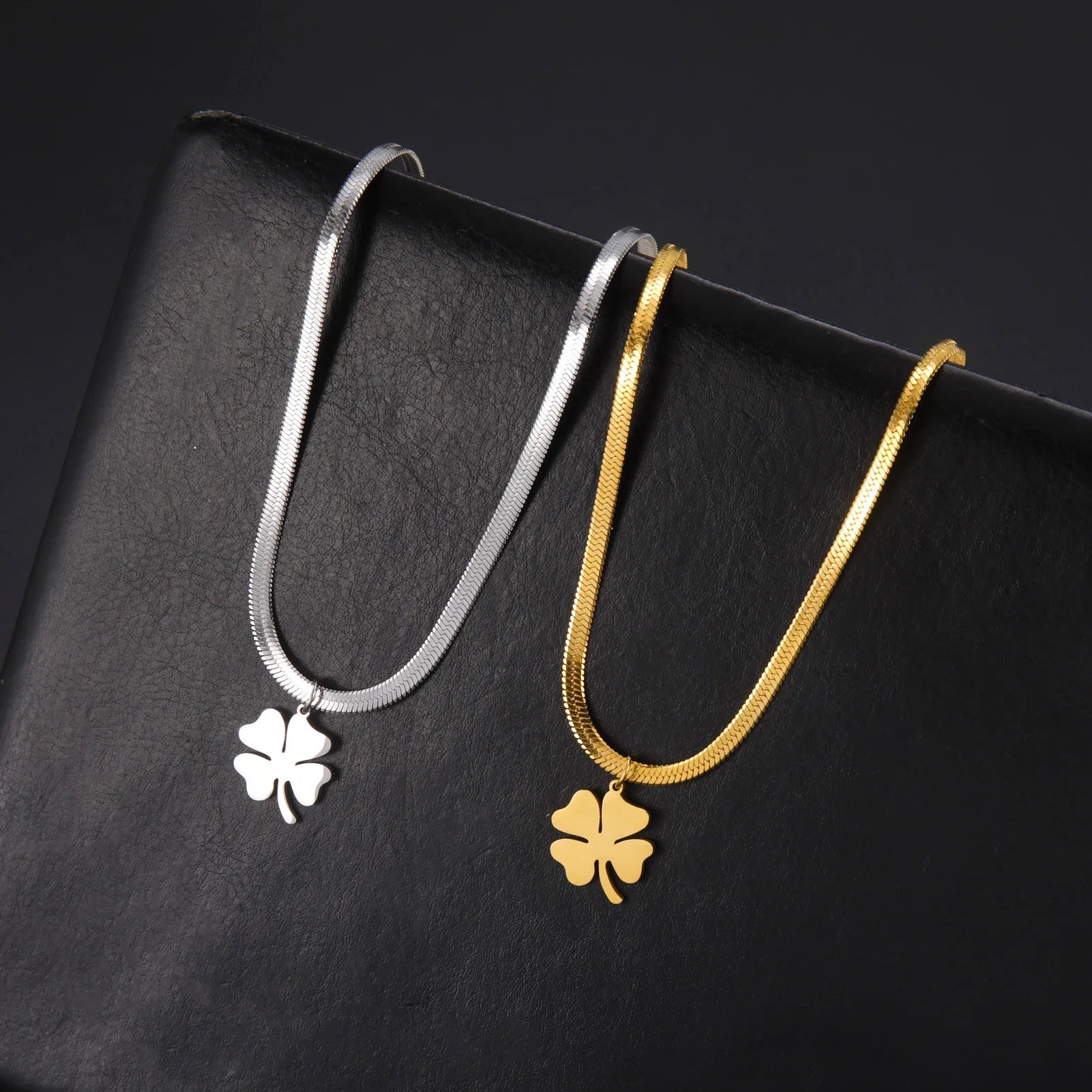 Skyrim Four Leaf Clover Women's Necklace
