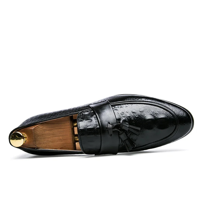 Men Casual Leather Shoes Brand Moccasin Oxfords Driving Shoes Men Loafers Moccasins Dress Shoes For Men New Italian Tassel Shoes