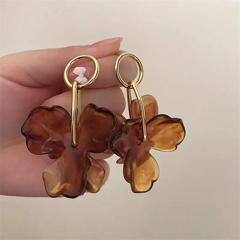 Vintage Irregular Metal Petals Earrings