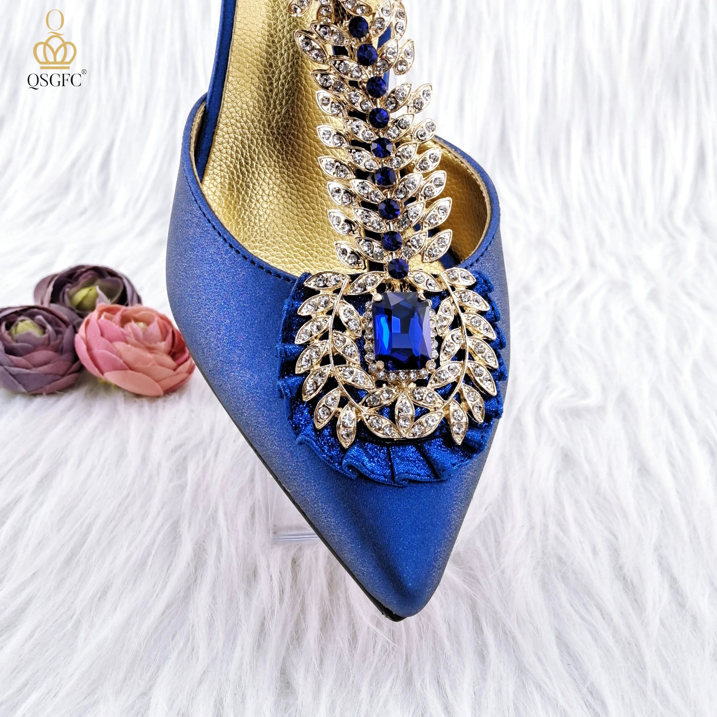 Royal Blue Noble Three-Dimensional Bag With Elegant High Heels